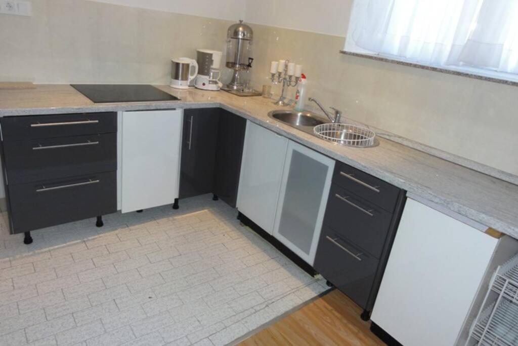 Croatia Zadar Borik Family Apartment With Garten View Number 2 Exterior photo